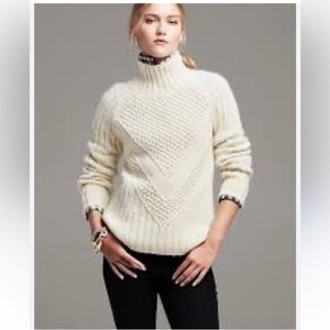 Banana Republic Popcorn Stitch Turtleneck Pullover Cream Wool Alpaca. Size XL.